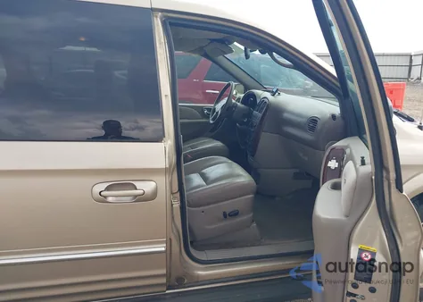 2003 Chrysler Town & Country Limited from USA, damaged, VIN 2C8GP64L63R225386